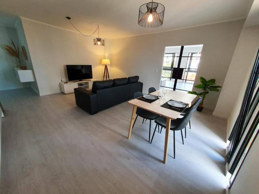 City Hall Apartment With Free Parking Funchal  Buitenkant foto
